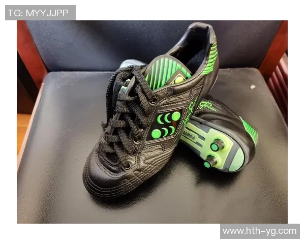 探索Reebok足球鞋的卓越性能与舒适体验助你在赛场上大放异彩